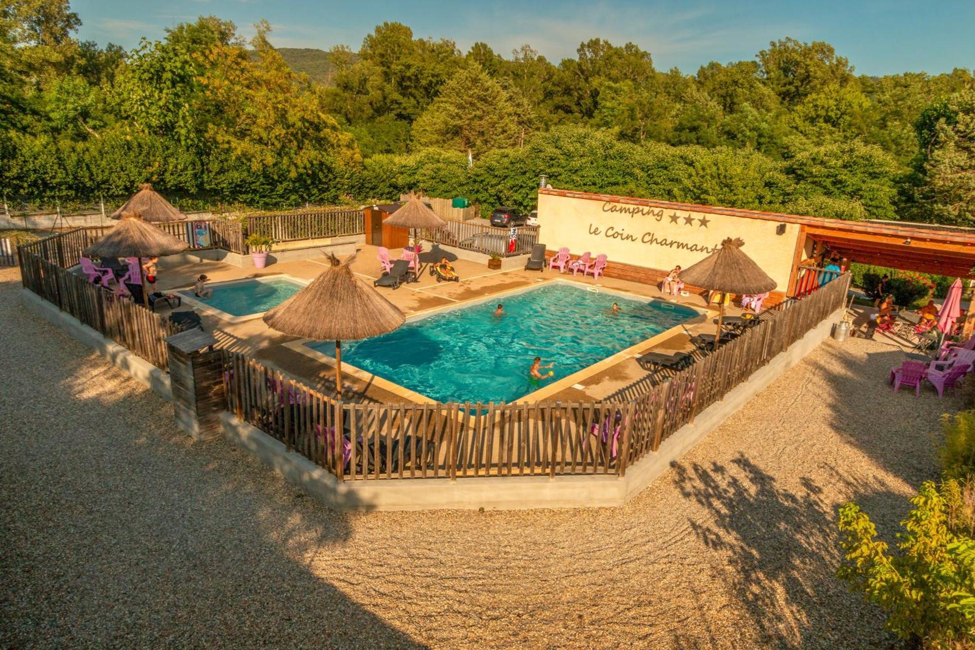 Camping Le Coin Charmant Chauzon Exteriér fotografie
