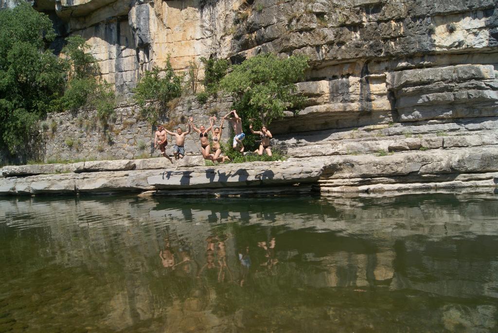 Camping Le Coin Charmant Chauzon Exteriér fotografie
